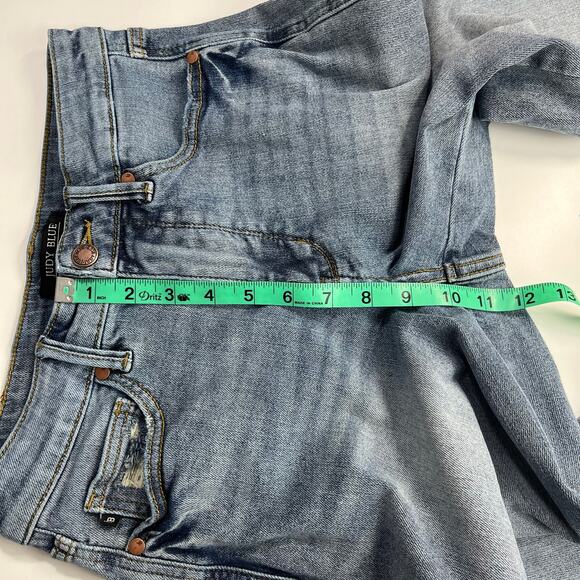 Judy Blue Wide Crop Jeans 5/27 Light Wash Blue Mid Rise Raw Hem JB88903 Stretch - Picture 11 of 13